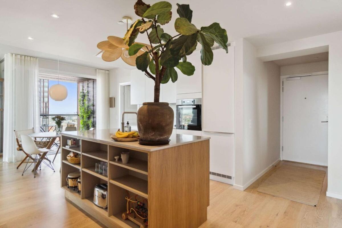 Apartment Spacious In V With Balcony *